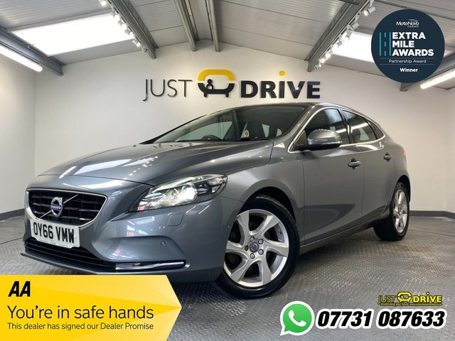 View our Volvo V40 2.0 D2 SE Lux Nav Hatchback 5dr Diesel Manual Euro 6 (s/s) (120 ps)