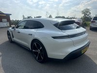 USED 2023 23 PORSCHE TAYCAN Performance Plus 93.4kWh Sport Turismo 5dr Electric Auto RWD (11kW Charger) (476 ps) STUNNING SPORT TURISMO IN WHITE WITH 21"ALLOYS PAN ROOF