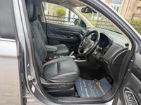 USED 2017 17 MITSUBISHI OUTLANDER 2.0h 12kWh 4h SUV 5dr Petrol Plug-in Hybrid CVT 4WD Euro 6 (s/s) (200 ps) 30000 Miles Full Service History+360 Cameras+Panoramic Sunroof+Full Leather+Heated Steering Wheel