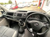 USED 2019 19 VOLKSWAGEN TRANSPORTER 2.0 BiTDI T32 BlueMotion Tech Highline Kombi Double Cab 5dr Diesel DSG FWD SWB Euro 6 (s/s) (204 ps) auto, excellent condition