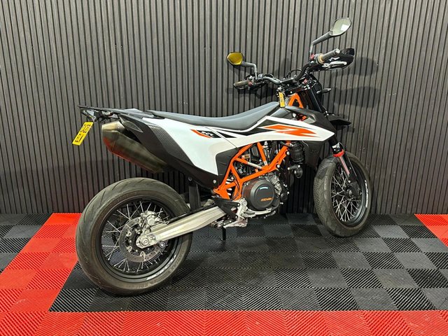 View our KTM 690 SMC R