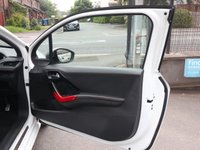 USED 2015 64 PEUGEOT 208 1.6 THP GTi Hatchback 3dr Petrol Manual Euro 5 (200 ps) * FULL HISTORY + BLUETOOTH *
