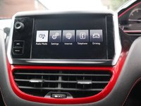 USED 2015 64 PEUGEOT 208 1.6 THP GTi Hatchback 3dr Petrol Manual Euro 5 (200 ps) * FULL HISTORY + BLUETOOTH *