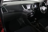 USED 2018 67 HYUNDAI TUCSON 1.6 GDi Blue Drive SE Nav SUV 5dr Petrol Manual Euro 6 (s/s) (132 ps) 2 OWNERS I 8 DOCUMENTED SERVICES