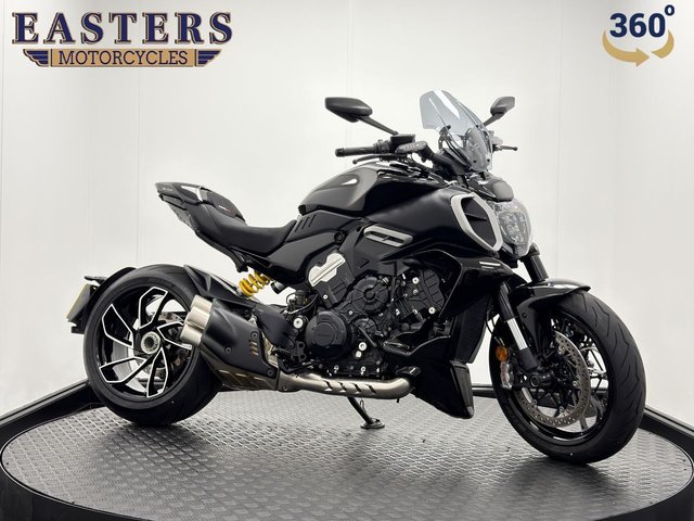 View our DUCATI DIAVEL V4