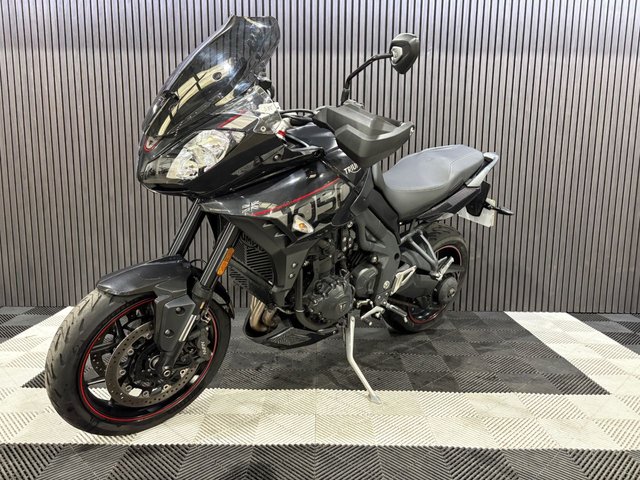 View our TRIUMPH TIGER 1050