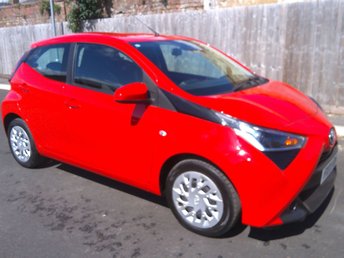 2021 TOYOTA AYGO 1.0 VVT-i x-play Hatchback 5dr Petrol x-shift Euro 6 (Safety Sense) (71 ps) &pound;10750.00