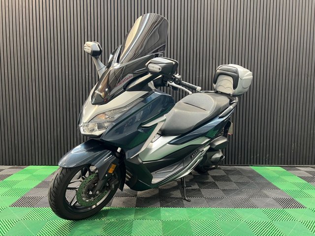 View our HONDA Forza 300