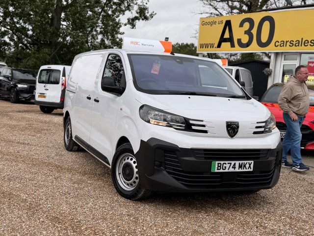 View our PEUGEOT E-EXPERT