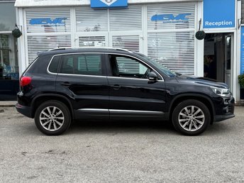 View our VOLKSWAGEN TIGUAN