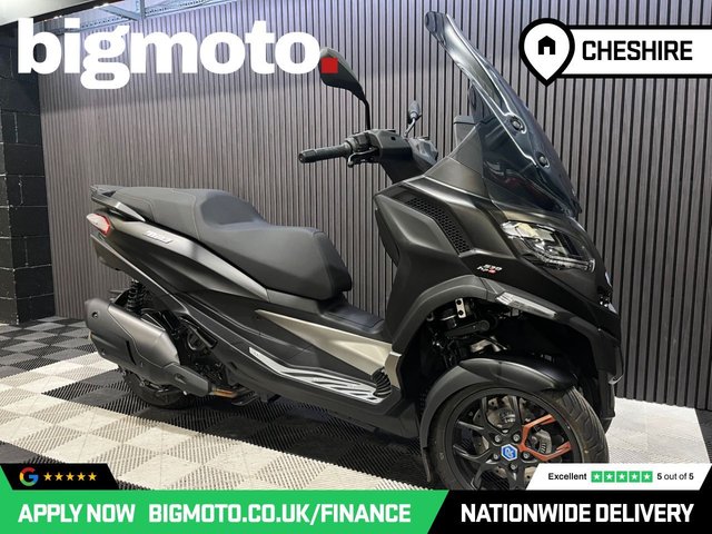 View our PIAGGIO MP3 530