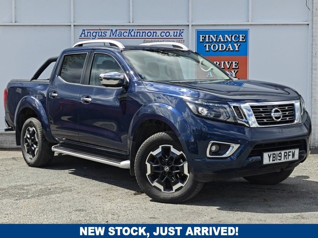 View our Nissan Navara 2.3 dCi Tekna Pickup Double Cab 4dr Diesel Auto 4WD Euro 6 (190 ps)