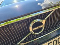 USED 2022 22 VOLVO XC40 1.5 T3 Momentum SUV 5dr Petrol Auto Euro 6 (s/s) (163 ps) 