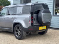 USED 2020 70 LAND ROVER DEFENDER 2.0 Si4 SE SUV 5dr Petrol Auto 4WD Euro 6 (s/s) (300 ps) 