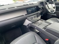 USED 2020 70 LAND ROVER DEFENDER 2.0 Si4 SE SUV 5dr Petrol Auto 4WD Euro 6 (s/s) (300 ps) 
