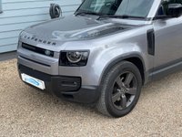 USED 2020 70 LAND ROVER DEFENDER 2.0 Si4 SE SUV 5dr Petrol Auto 4WD Euro 6 (s/s) (300 ps) 