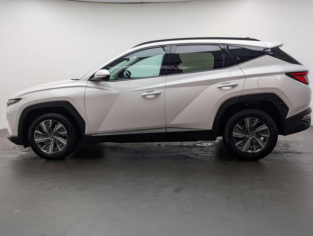 USED 2023 23 HYUNDAI TUCSON 1.6 Tucson SE Connect TGDi HEV Auto 5dr CLICK+COLLECT / HOME DELIVERY