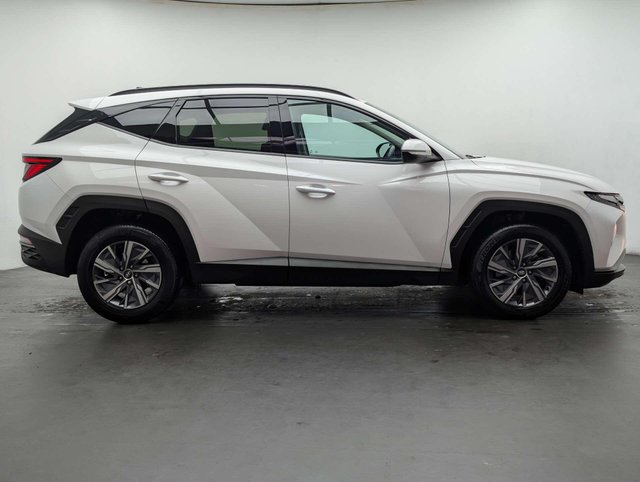 USED 2023 23 HYUNDAI TUCSON 1.6 Tucson SE Connect TGDi HEV Auto 5dr CLICK+COLLECT / HOME DELIVERY
