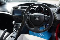 USED 2015 65 HONDA CIVIC 1.6 i-DTEC SR Hatchback 5dr Diesel Manual Euro 5 (s/s) (120 ps) Heated Leather Seats, Pan Glass Roof, Nav, DAB Radio,