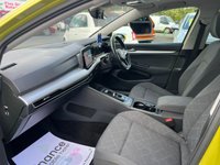 USED 2021 21 VOLKSWAGEN GOLF 1.0 eTSI MHEV Life Estate 5dr Petrol Hybrid DSG Euro 6 (s/s) (110 ps) ** PETROL ....AUTOMATIC**01543 877320