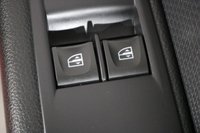 USED 2018 68 RENAULT CLIO 0.9 TCe Play Hatchback 5dr Petrol Manual Euro 6 (s/s) (75 ps) 2 OWNERS I 6 DOCUMENTED SERVICES