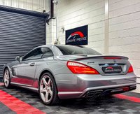 USED 2013 13 MERCEDES-BENZ SL 3.5 SL350 V6 BlueEfficiency Convertible 2dr Petrol G-Tronic Euro 5 (s/s) (306 ps) 