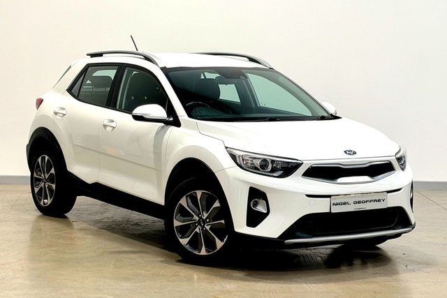 View our KIA STONIC