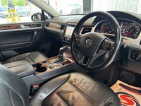 USED 2014 P VOLKSWAGEN TOUAREG 3.0 TDI V6 BlueMotion Tech SE SUV 5dr Diesel Tiptronic 4WD Euro 5 (s/s) (245 ps) 