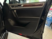 USED 2014 P VOLKSWAGEN TOUAREG 3.0 TDI V6 BlueMotion Tech SE SUV 5dr Diesel Tiptronic 4WD Euro 5 (s/s) (245 ps) 