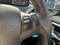 USED 2014 14 PEUGEOT 2008 2014/14 1.2 VTi Allure SUV 5dr Petrol Manual Euro 5 (82 ps), Only 32000 Miles ************* ONLY 32000 MILES ************