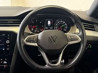 USED 2022 71 VOLKSWAGEN PASSAT 2.0 TDI EVO R-Line Estate 5dr Diesel DSG Euro 6 (s/s) (150 ps) 18"ALLOYS+FHTD SEATS+SAT NAV+DAB