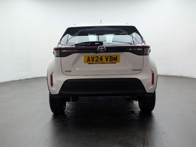 USED 2024 24 TOYOTA YARIS CROSS 1.5 Yaris Cross Icon HEV Auto 5dr CLICK+COLLECT / HOME DELIVERY