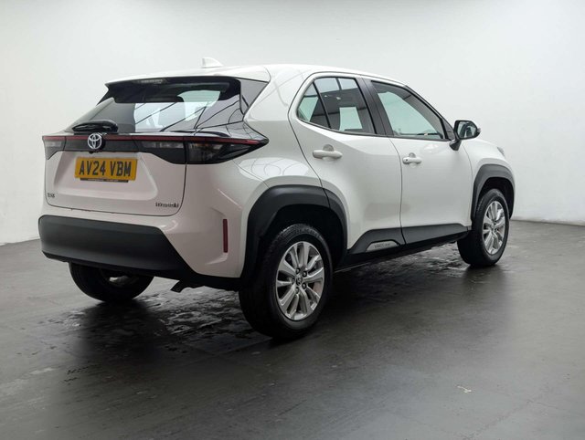 USED 2024 24 TOYOTA YARIS CROSS 1.5 Yaris Cross Icon HEV Auto 5dr CLICK+COLLECT / HOME DELIVERY