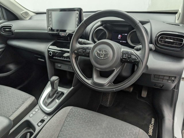 USED 2024 24 TOYOTA YARIS CROSS 1.5 Yaris Cross Icon HEV Auto 5dr CLICK+COLLECT / HOME DELIVERY