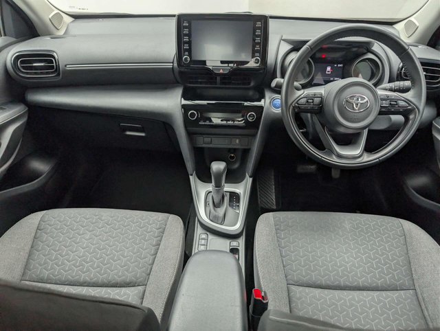 USED 2024 24 TOYOTA YARIS CROSS 1.5 Yaris Cross Icon HEV Auto 5dr CLICK+COLLECT / HOME DELIVERY