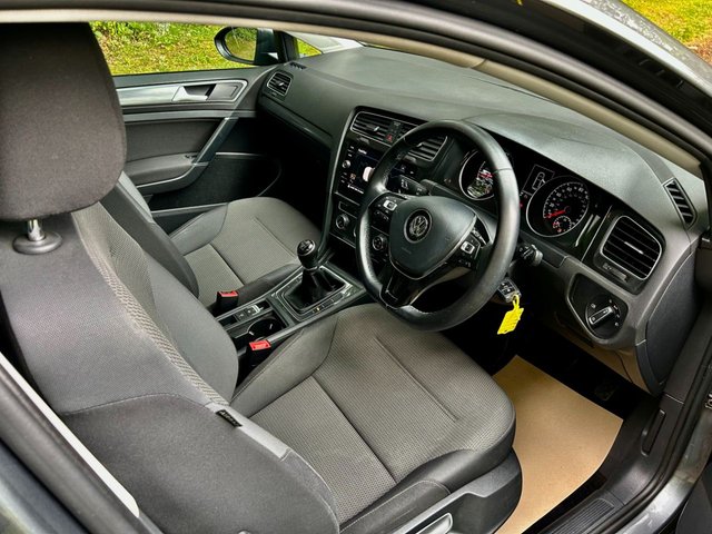 View our VOLKSWAGEN GOLF