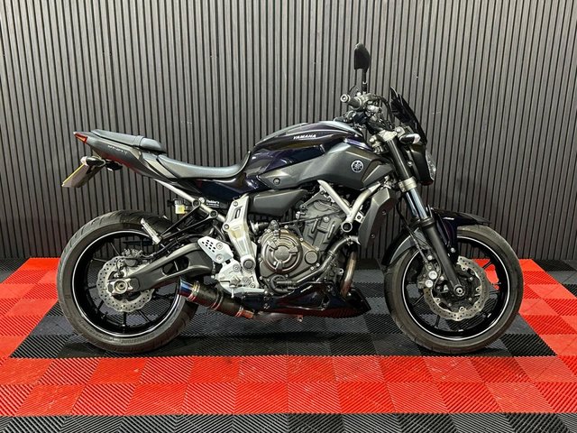 View our YAMAHA MT-07