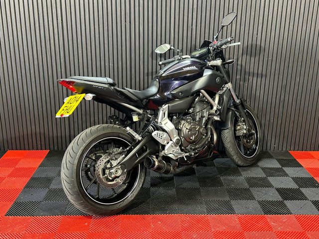 View our YAMAHA MT-07