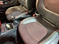 USED 2015 15 RENAULT CAPTUR 1.5 dCi ENERGY Signature SUV 5dr Diesel Manual Euro 5 (s/s) (90 ps) 17" Alloys. Camera. Cruise.