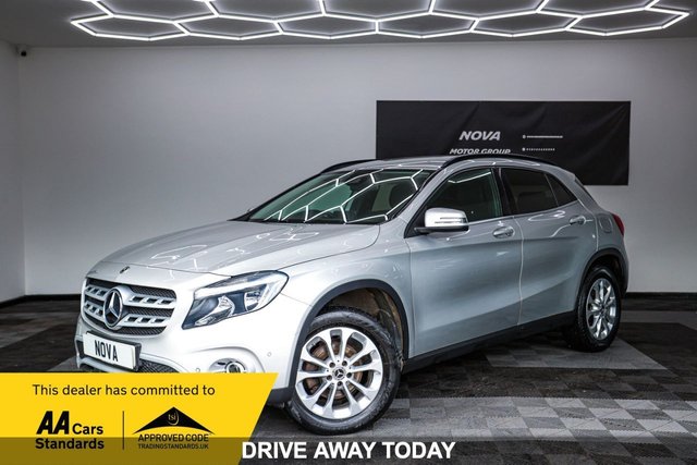 View our Mercedes-Benz Gla 2.1 GLA200d SE (Executive) SUV 5dr Diesel Manual Euro 6 (s/s) (136 ps)
