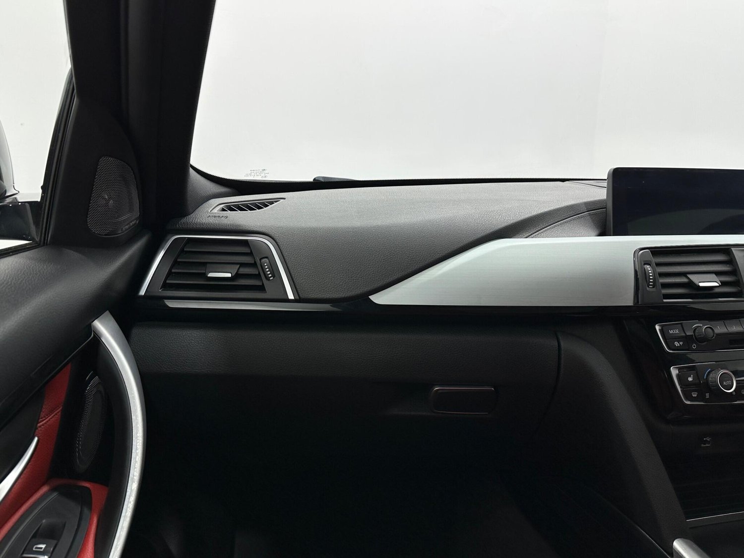 BMW 3 SERIES 2.0 320I M SPORT SHADOW EDITION TOURING AUTO XDRIVE EURO 6 S...