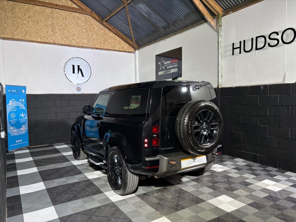 USED 2022 22 LAND ROVER DEFENDER 3.0 D250 MHEV X-Dynamic SE SUV 3dr Diesel Auto 4WD Euro 6 (s/s) (250 ps) 