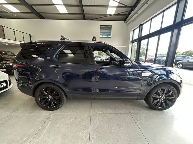 View our LAND ROVER DISCOVERY