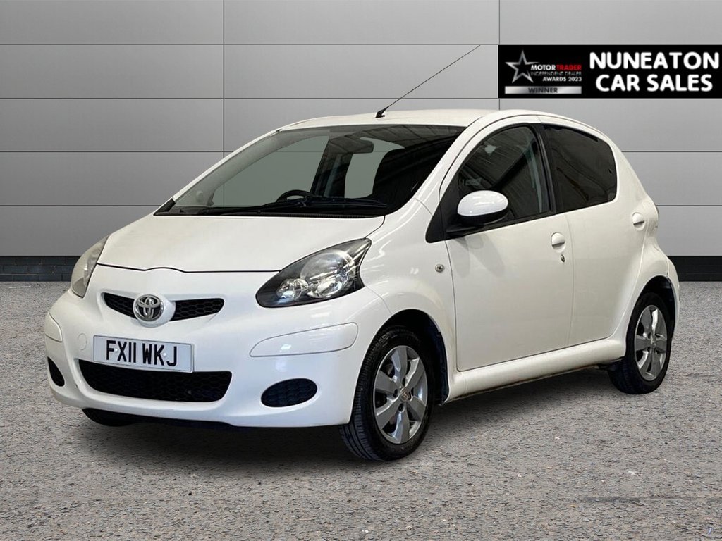 USED 2011 11 TOYOTA AYGO 1.0 VVT-i Go Hatchback 5dr Petrol Manual Euro 5 (67 ps) Sat Nav