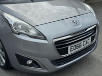 USED 2016 66 PEUGEOT 5008 1.6 BlueHDi Allure MPV 5dr Diesel Manual Euro 6 (s/s) (120 ps) HEATED LEATHER -- SUNROOF -- 7 SEATER -- SAT NAV -- CAMERA -- &pound;35 TAX