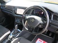 USED 2018 68 VOLKSWAGEN T-ROC 2.0 TSI SEL SUV 5dr Petrol DSG 4Motion Euro 6 (s/s) (190 ps) FSH LOW MILEAGE ONE OWNER REAR CAM