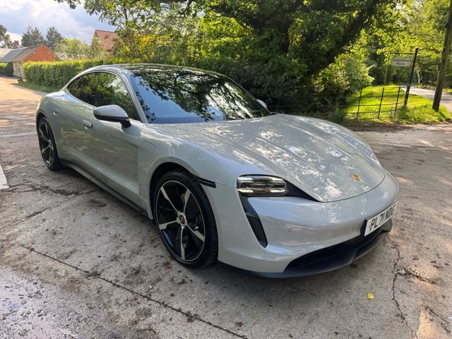 2022 71 Porsche Taycan Performance Plus 93.4kWh Saloon 4dr Electric Auto RWD (11kW Charger) (476 ps)