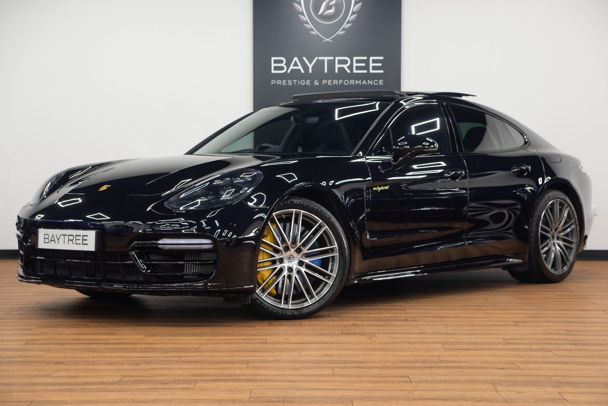 USED 2019 19 PORSCHE PANAMERA 4.0 V8 E-Hybrid 14kWh Turbo S Saloon  
