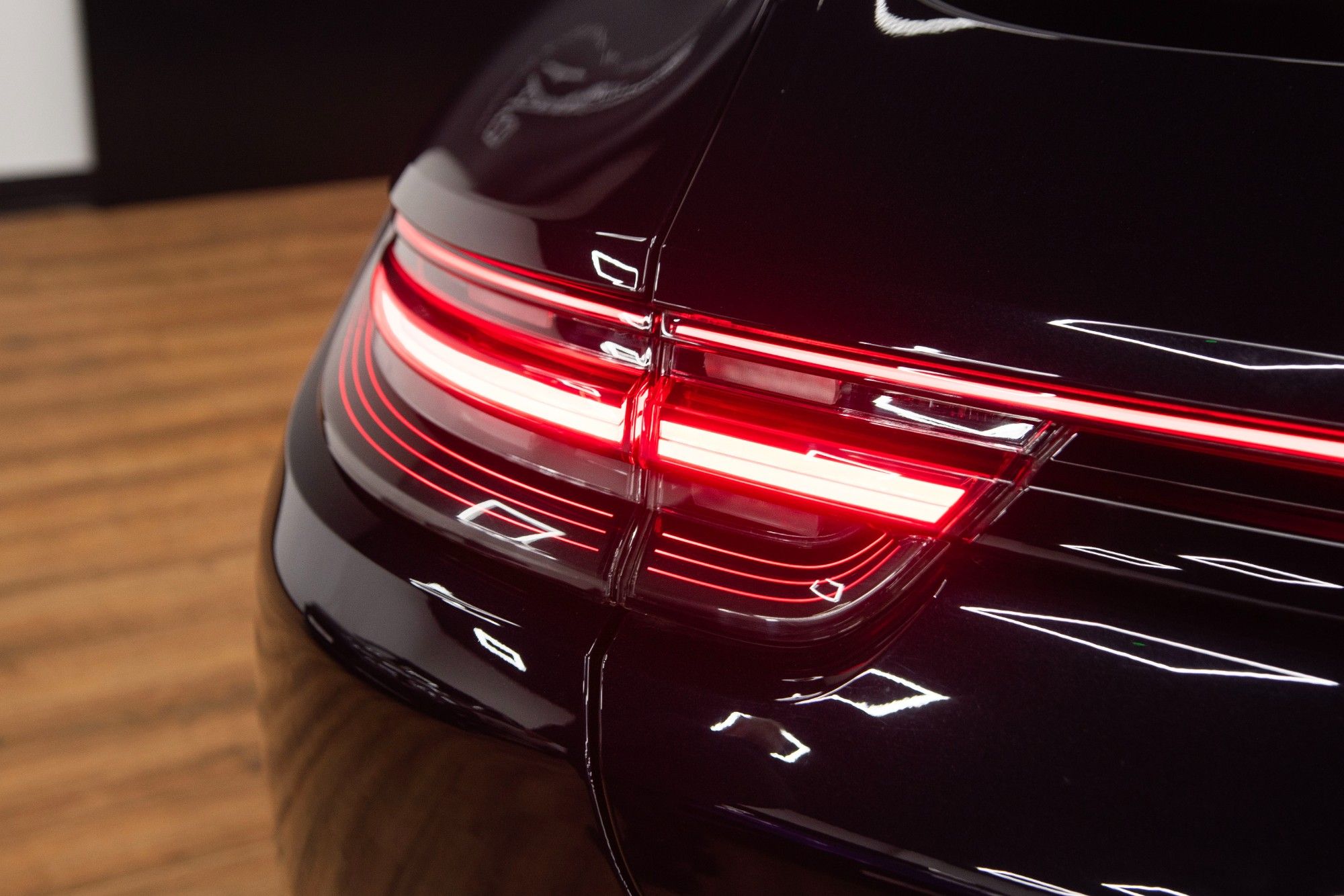 USED 2019 19 PORSCHE PANAMERA 4.0 V8 E-Hybrid 14kWh Turbo S Saloon  