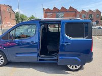 USED 2020 70 VAUXHALL COMBO LIFE 1.5 Turbo D Elite MPV 5dr Diesel Auto Euro 6 (s/s) (7 Seat) (130 ps) AUTO -- 7 SEATER -- PARKING SENSORS -- CAMERA -- HEATED SEATS